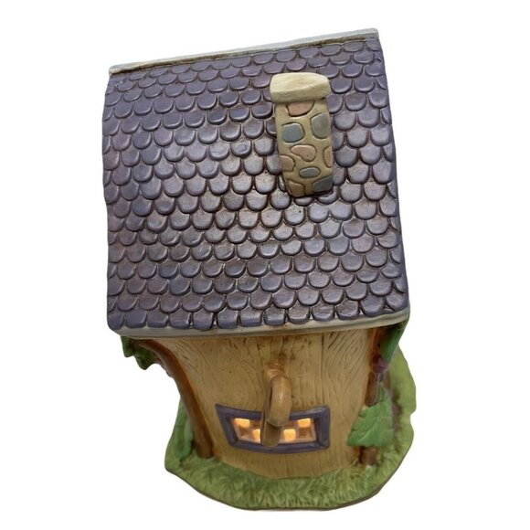 Cottontail Knoll Table Lamp Porcelain Lighted House 6 1/2" x 5 1/2" - Picture 3 of 9